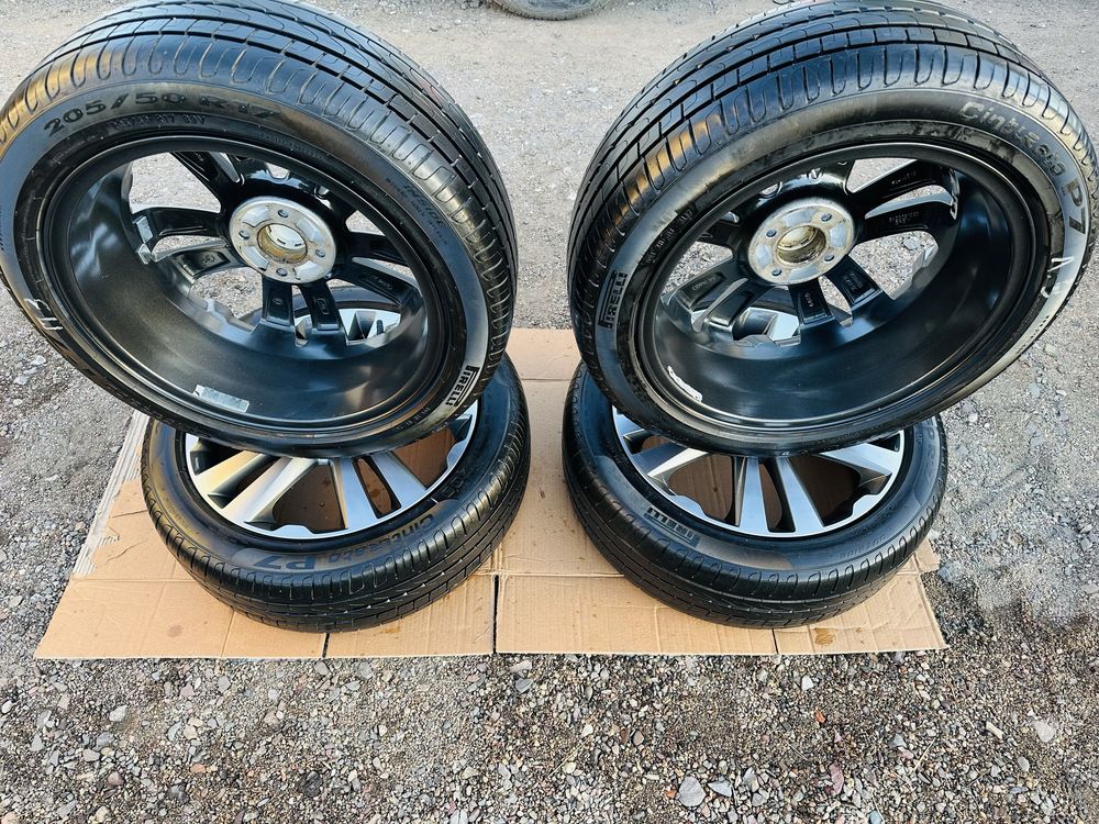 Продам диски с шинами R17 Pirelli 205/50 в отличном состояние