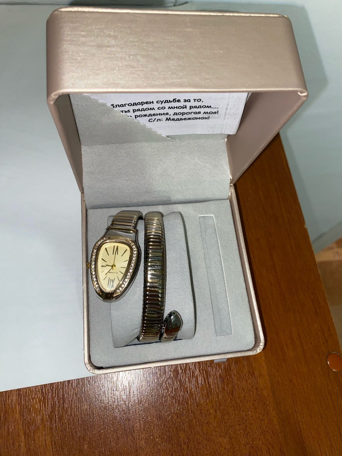Часы Bulgari состояние новый
