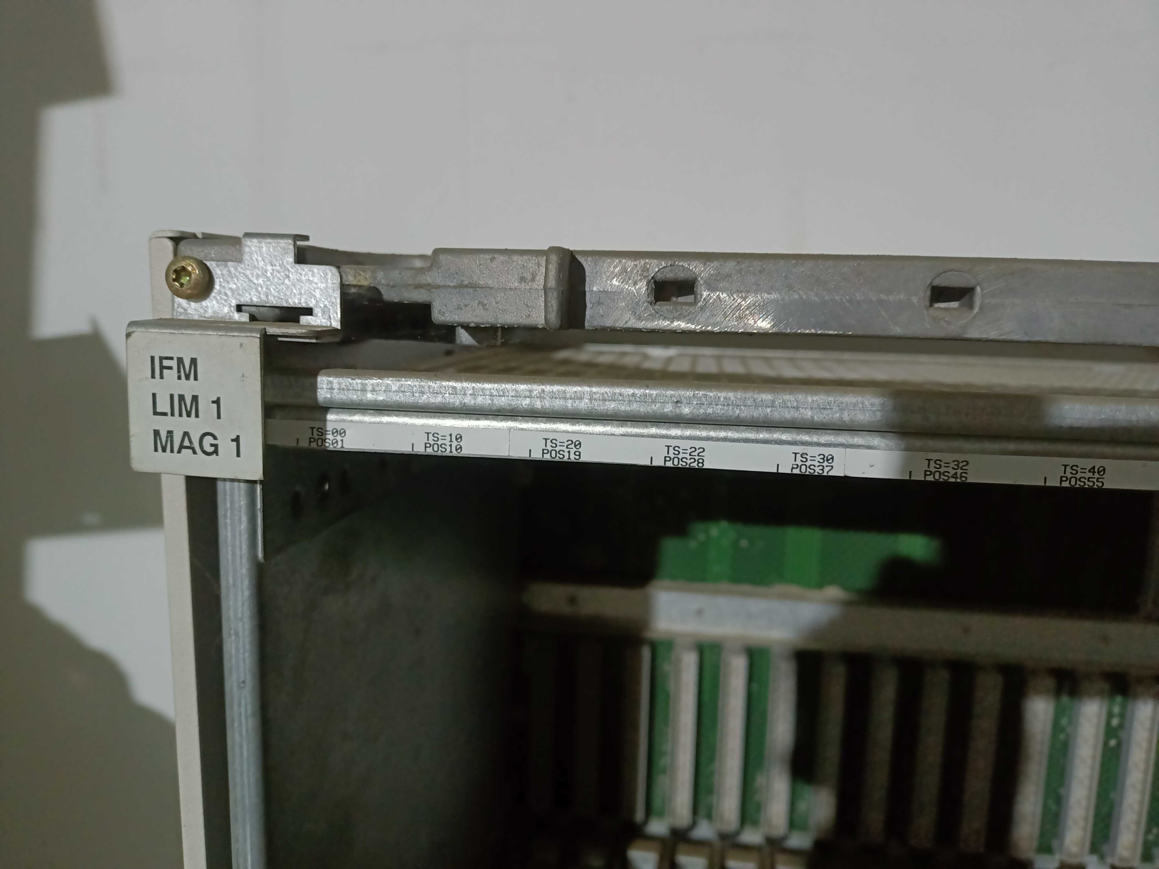 Продам шкаф для телефонной станции "Ericsson". 35000 тг.