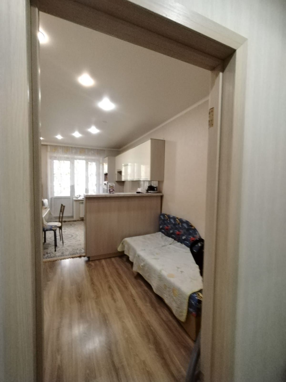 Продам 1 ком кв 54 м2 в районе Циалковского