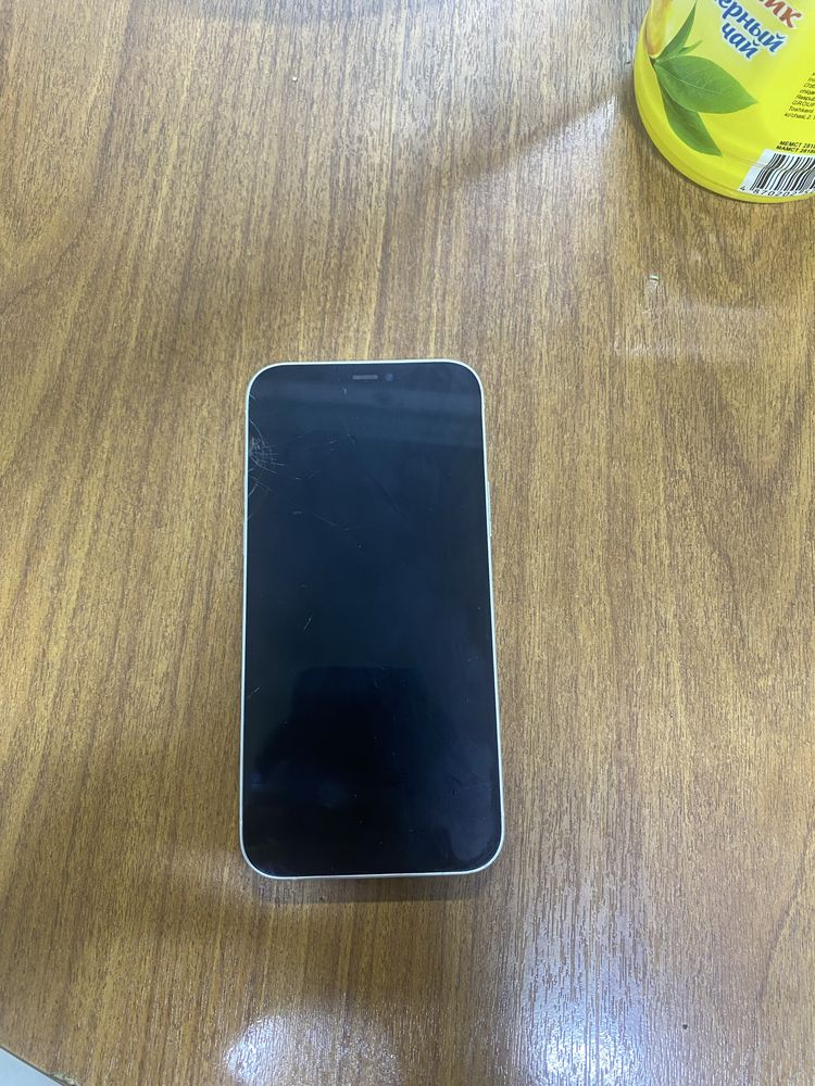 iPhone 12