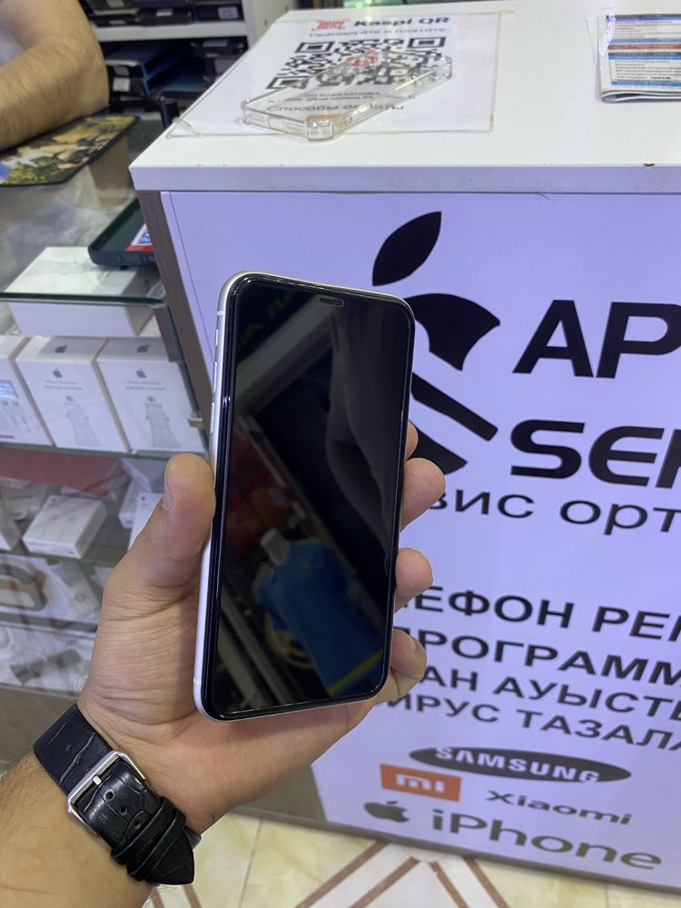 iphone 11 128 гб идеал