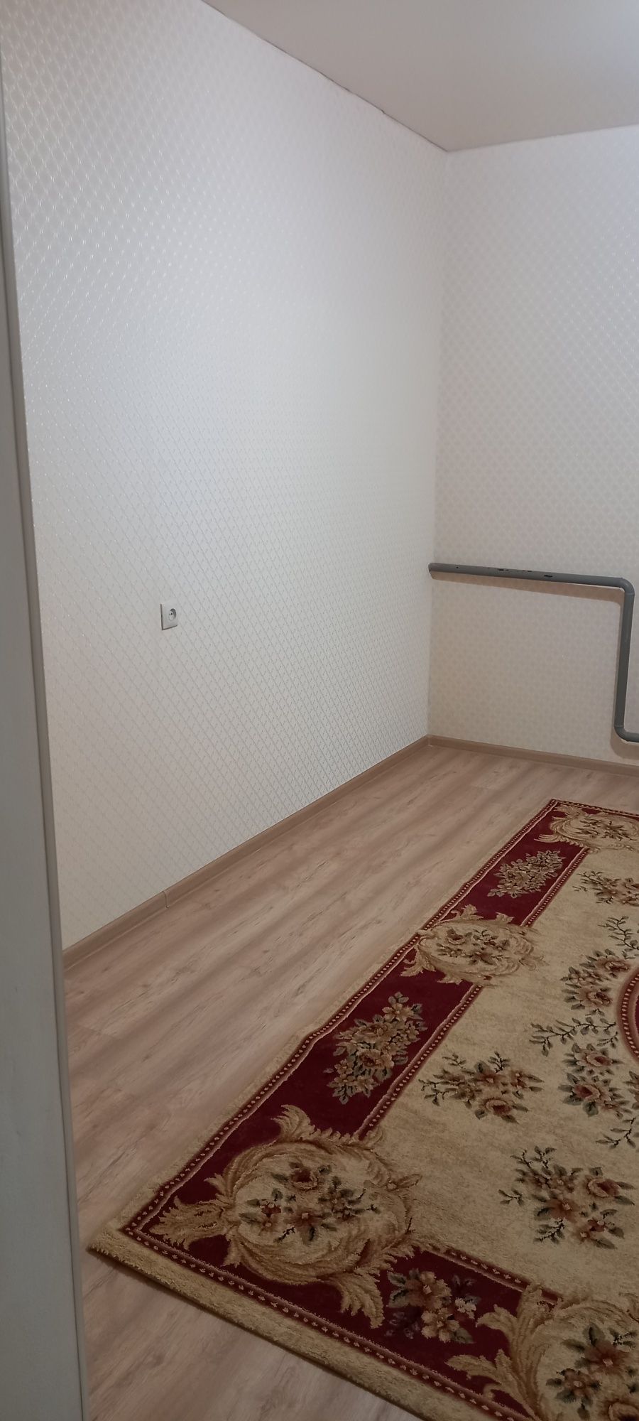 Сатам үй Ақсай 2 торг торг Кешкантай ремонт керек