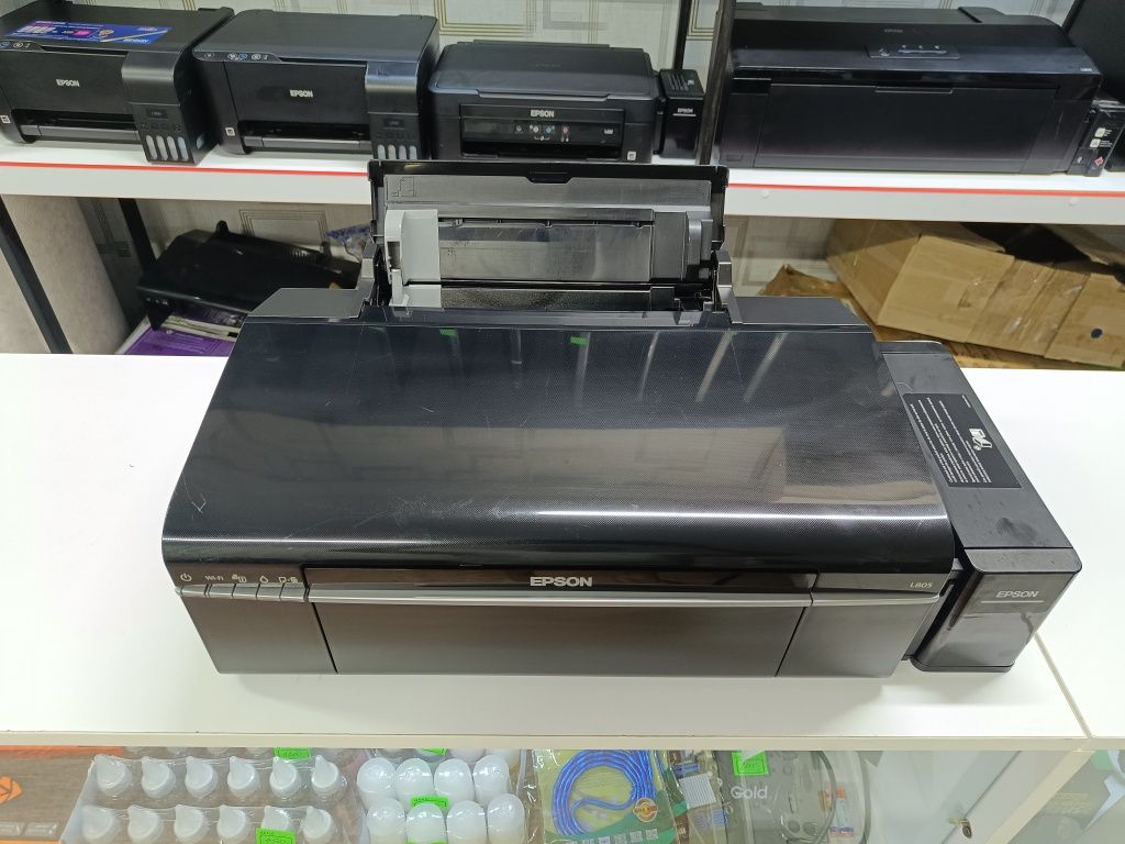 Epson L-805 в хорошем состоянии