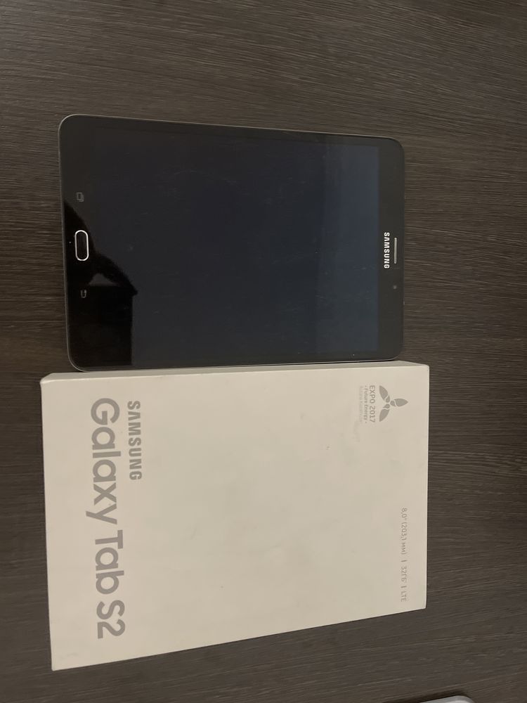 Планшет Samsung Galaxy tab S2