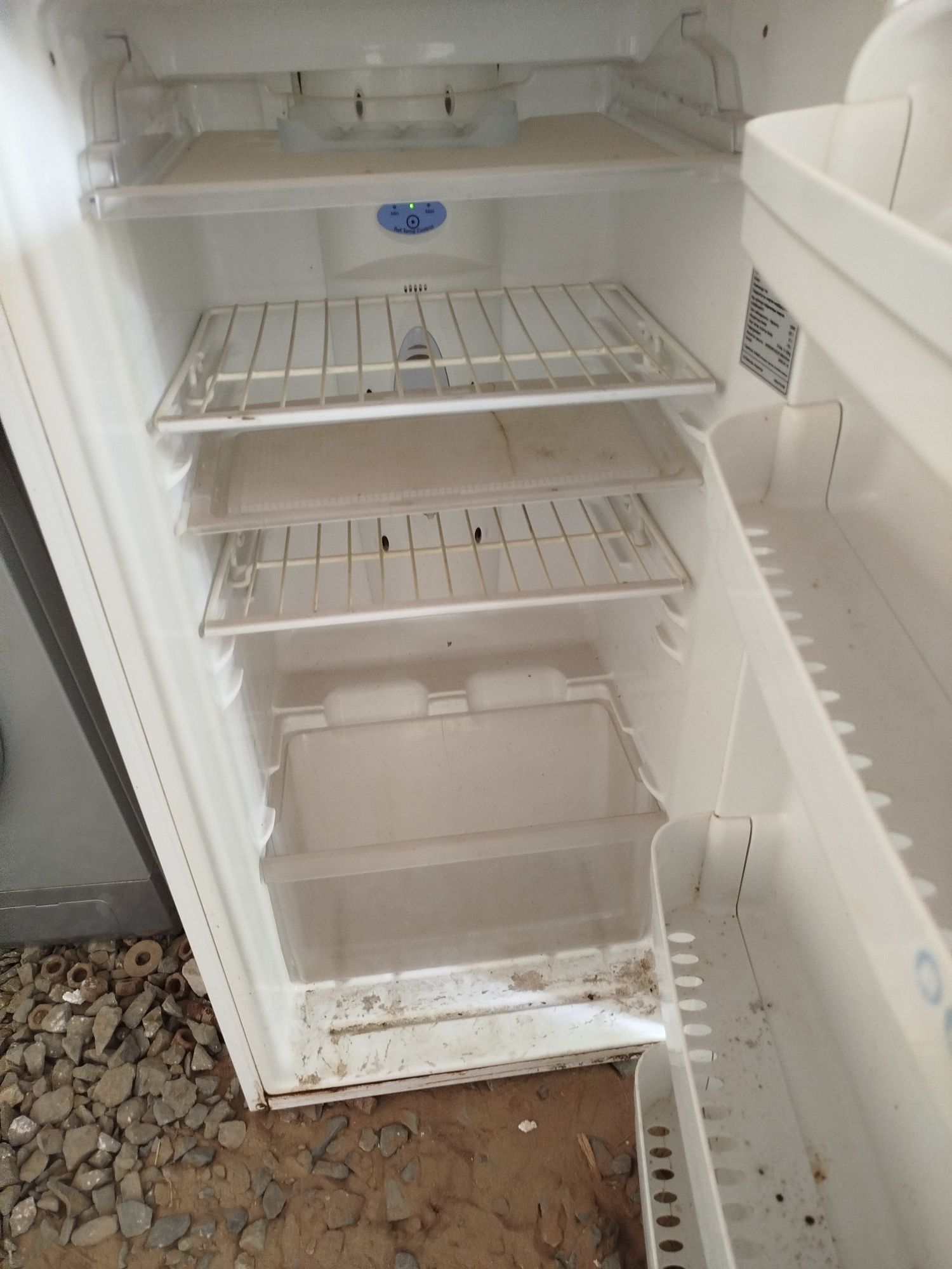 Продам холодильник, стиральную машину