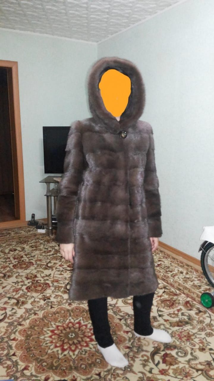 Продам норковую шубу