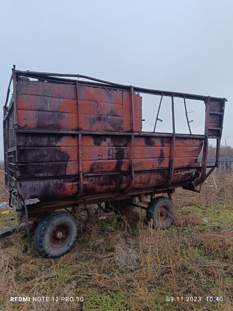 Сеновозка в рабочем состояни