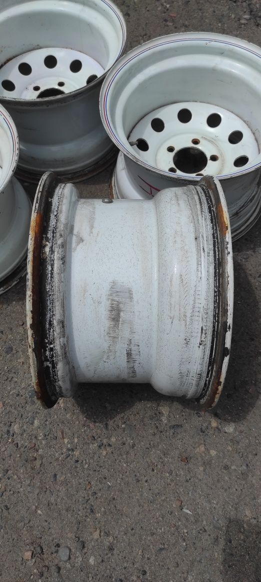 Комплект усиленных дисков R15_5*114.3_10j_et-50. Jeep