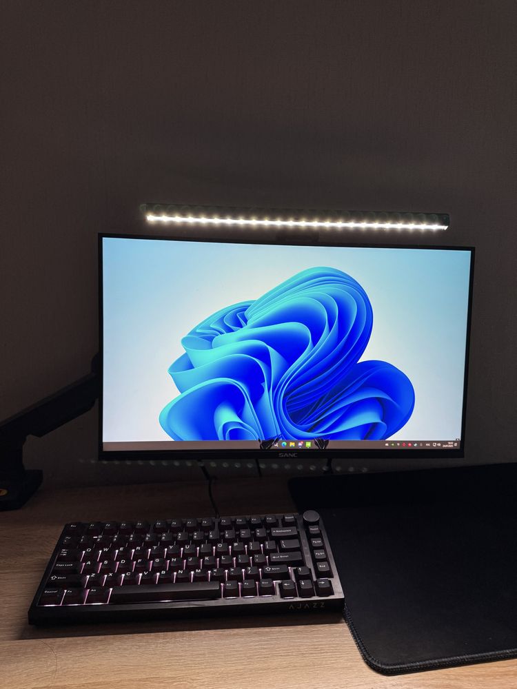 Монитор игровой Sanc M2433PA 165hz (с небольшим повреждением матрицы)