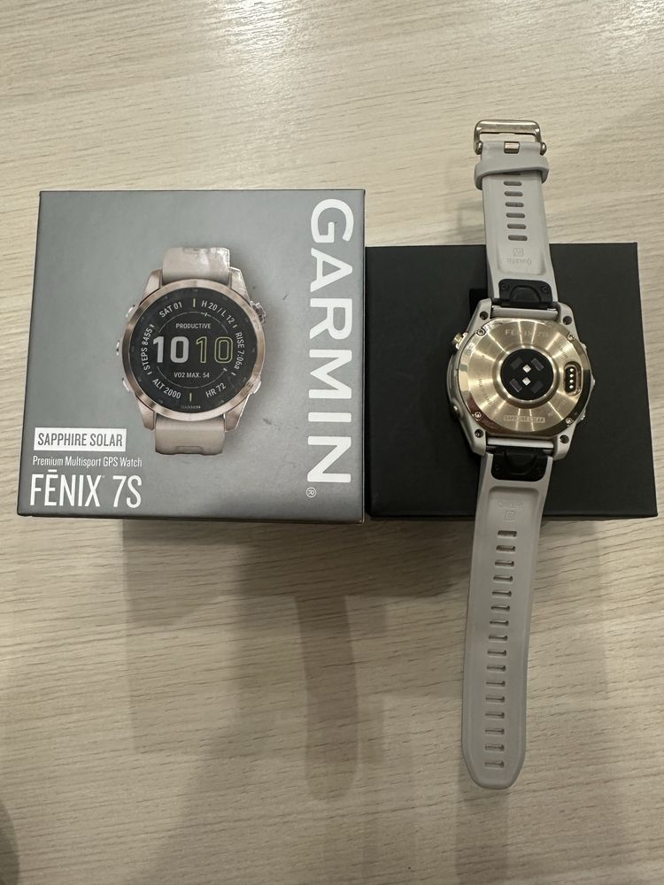 Часы Garmin fenix 7S