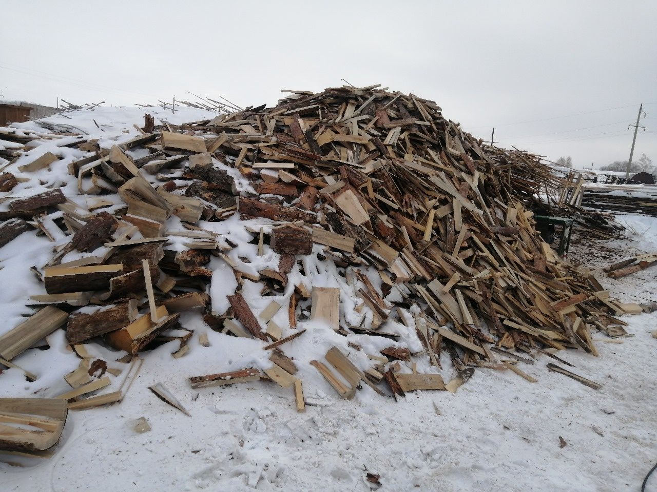 Продам дрова, обрезки сосны