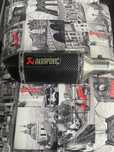 Глушитель akrapovic