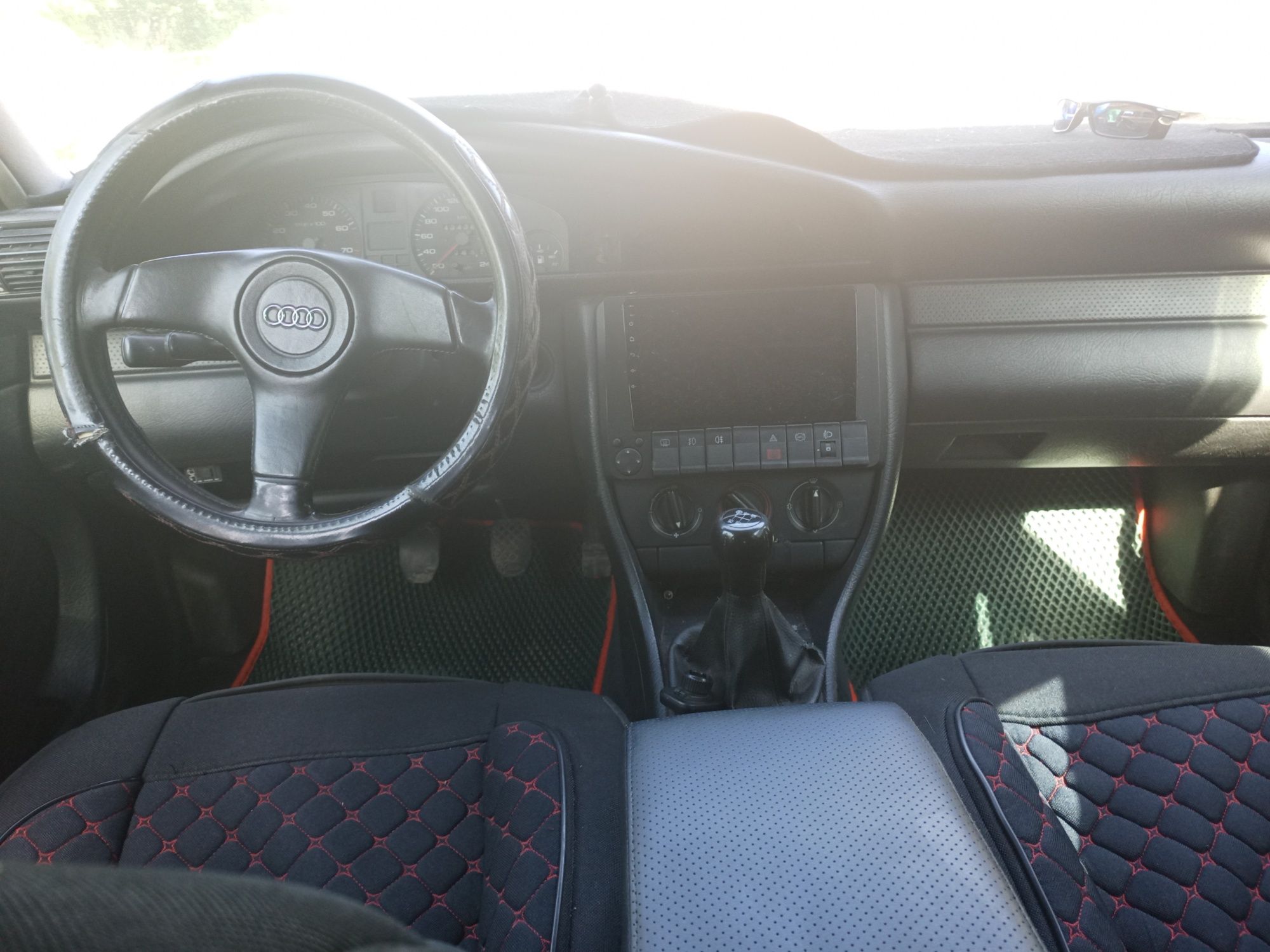 Продам Ауди 100с4