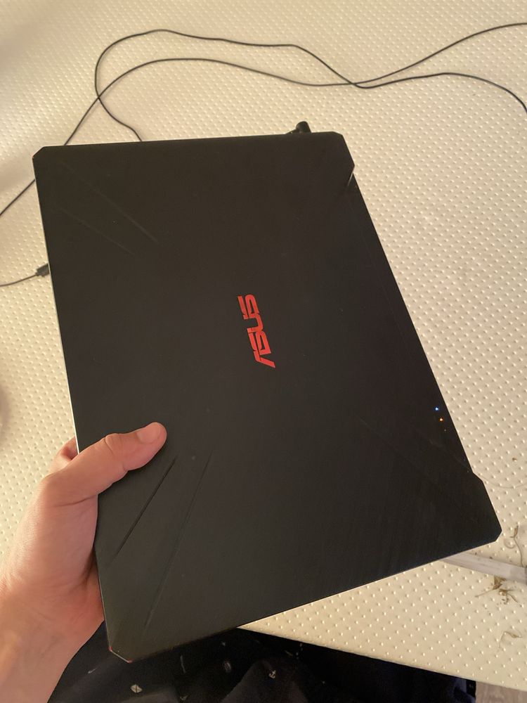 Ноутбук ASUS FX505GM