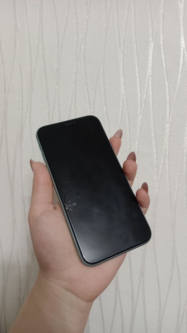 Iphone 11 / 64gb / 70% АКБ / срочно продаю / торг