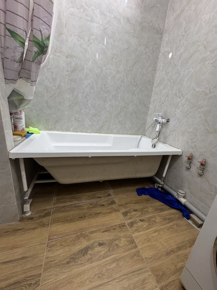 Ванна в хорошем состоянии 150/70