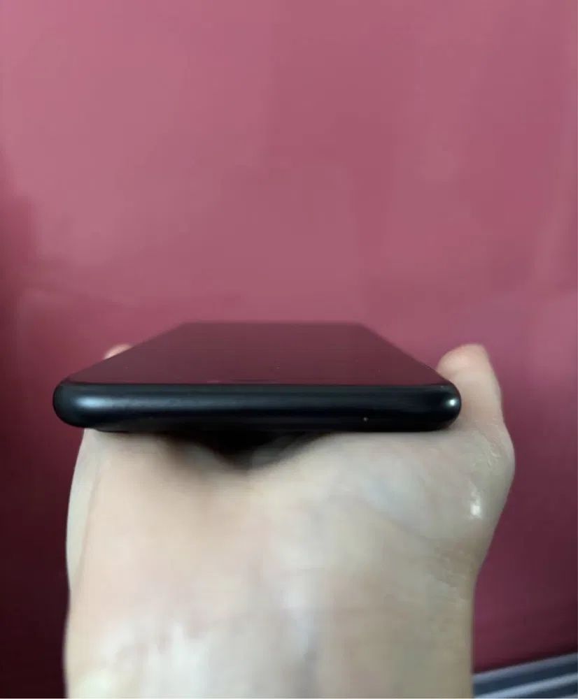 Продам iphone xr 128gb