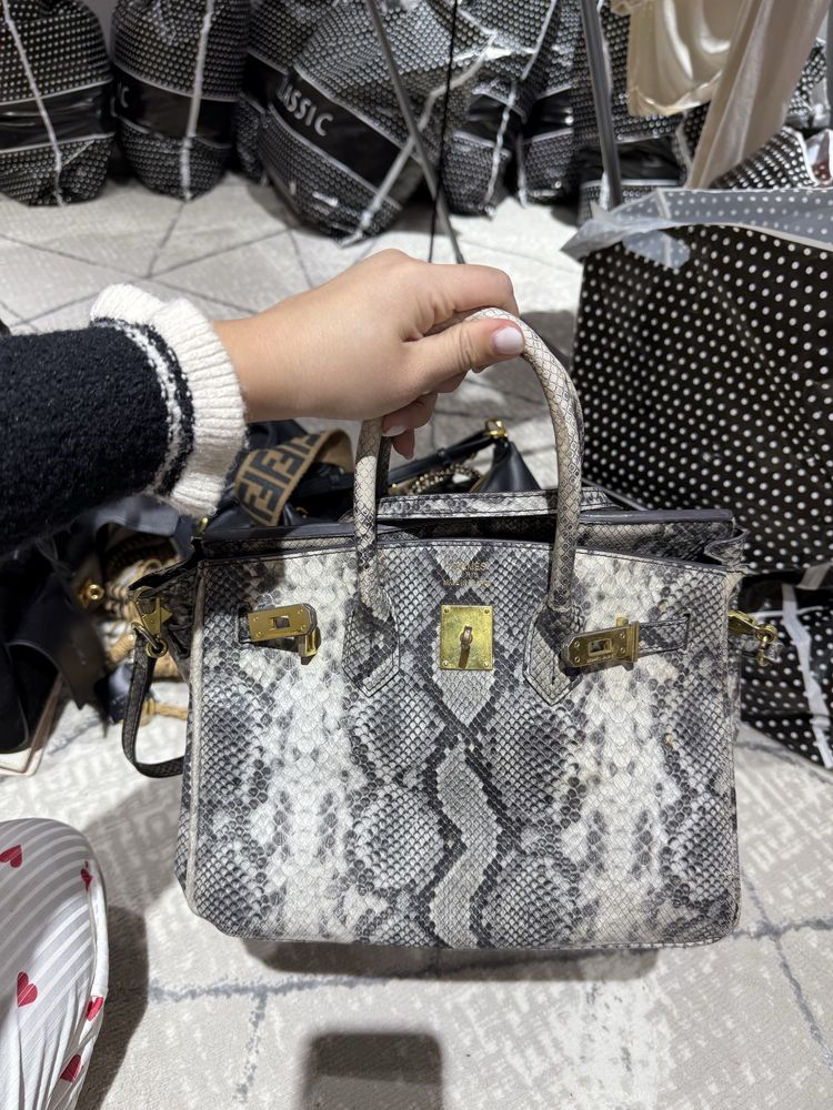 Сумочки hermes balenciaga prada