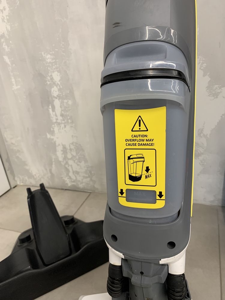Поломойная машина Karcher