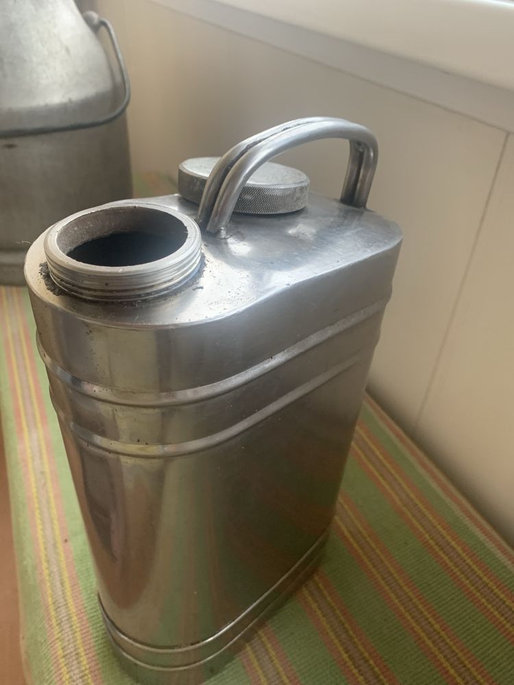 Продам флягу, фляжку оцинкованную.