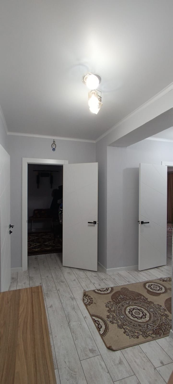 Продам квартиру район пятый микрорайон 5 дом пятый этаж всё доступно