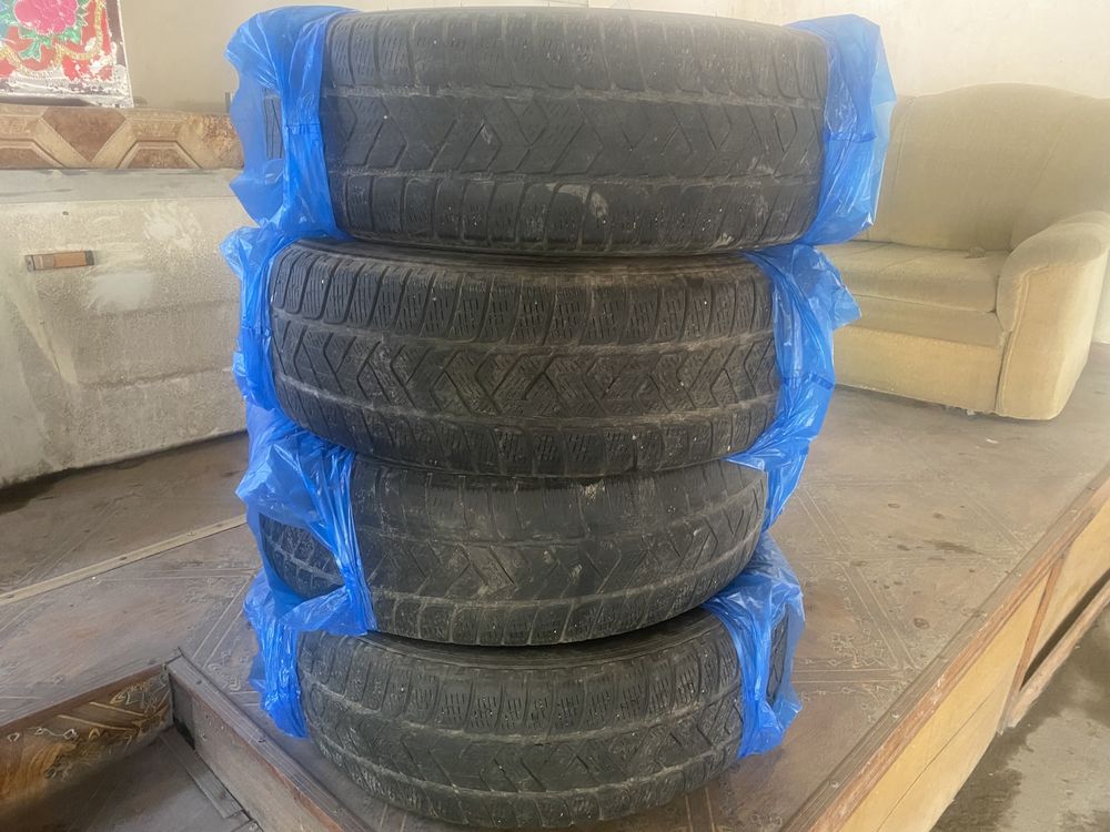 Продам шины PIRELLI.
