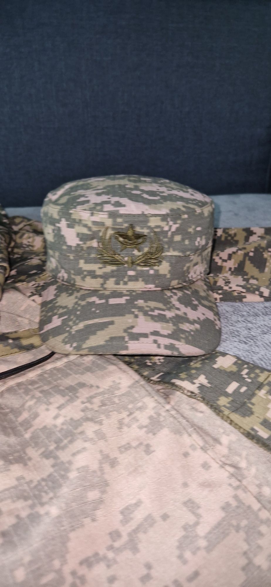 Военная одежда. Б/У