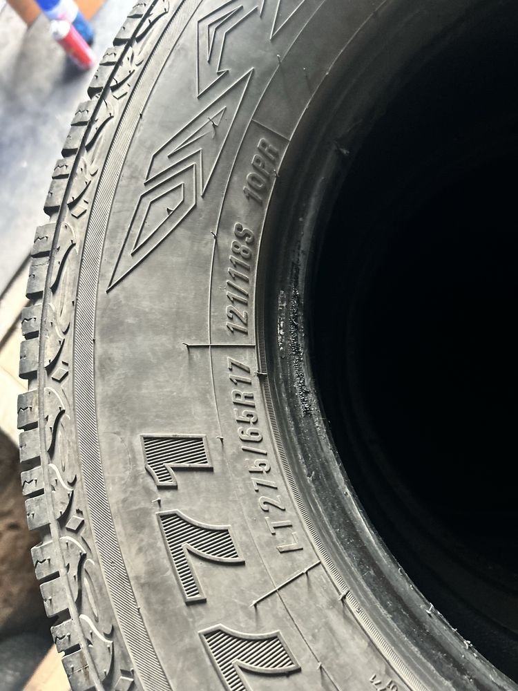 Maxxis at 225,65,17