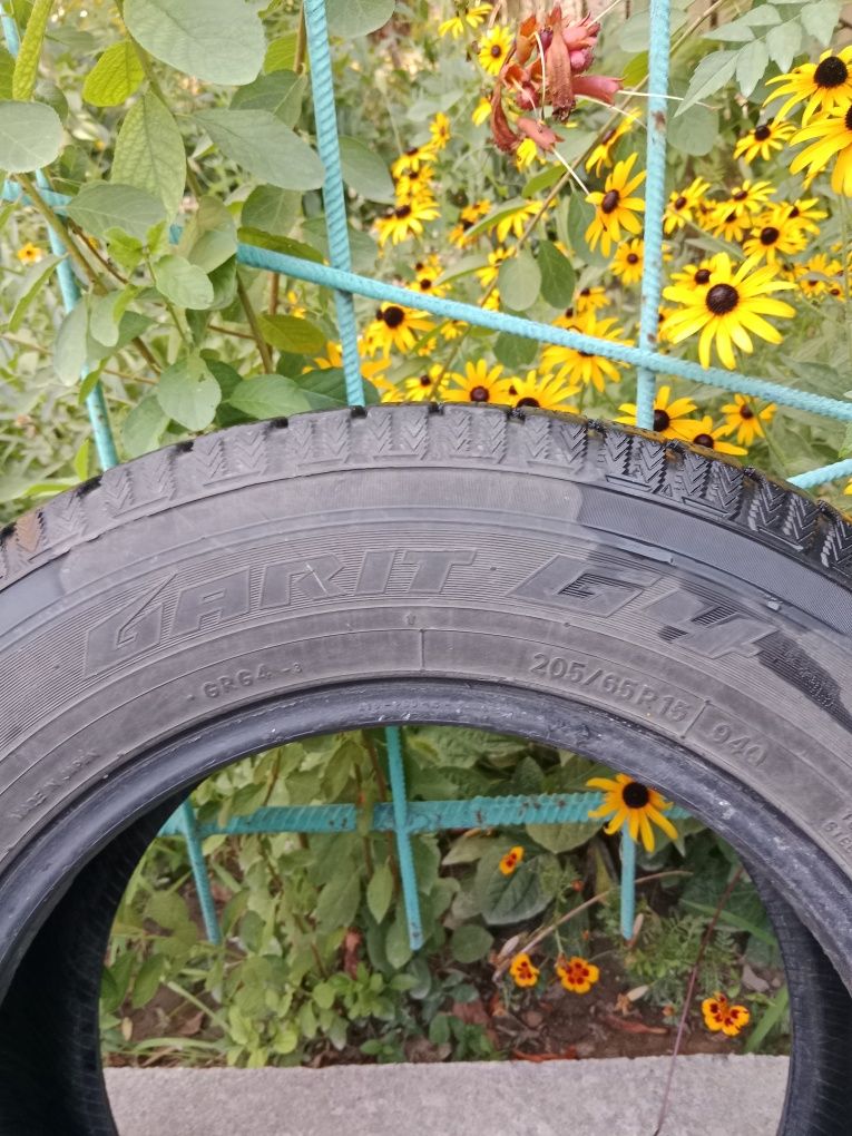 Продам резины пара