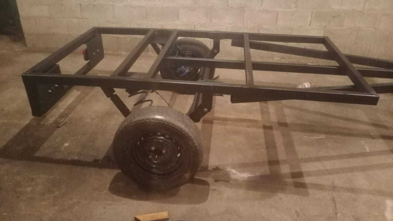Продам прицеп. Грузоподъёмность 1 тонна