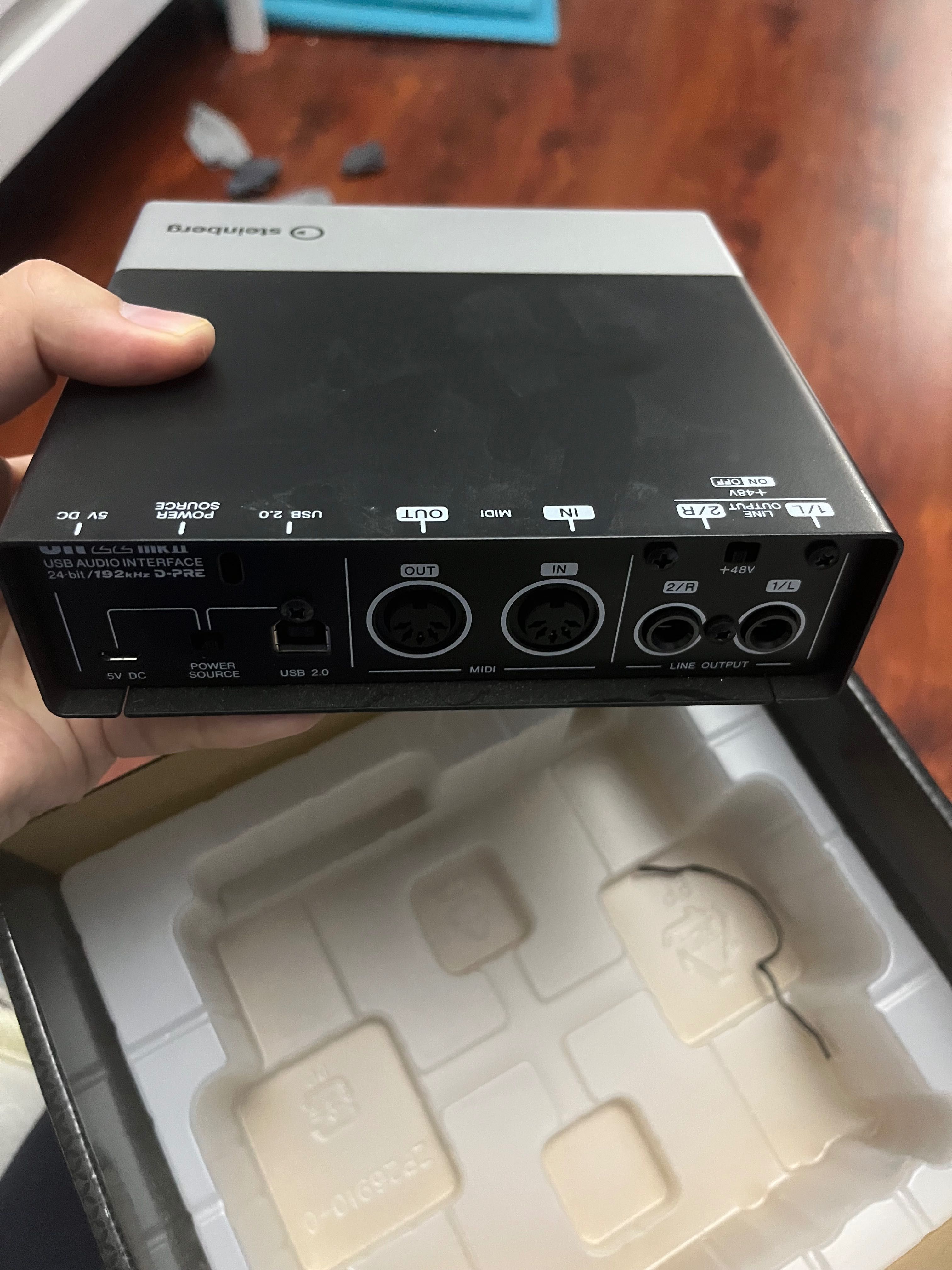 Внешняя студийная звуковая карта Steinberg UR22mkII