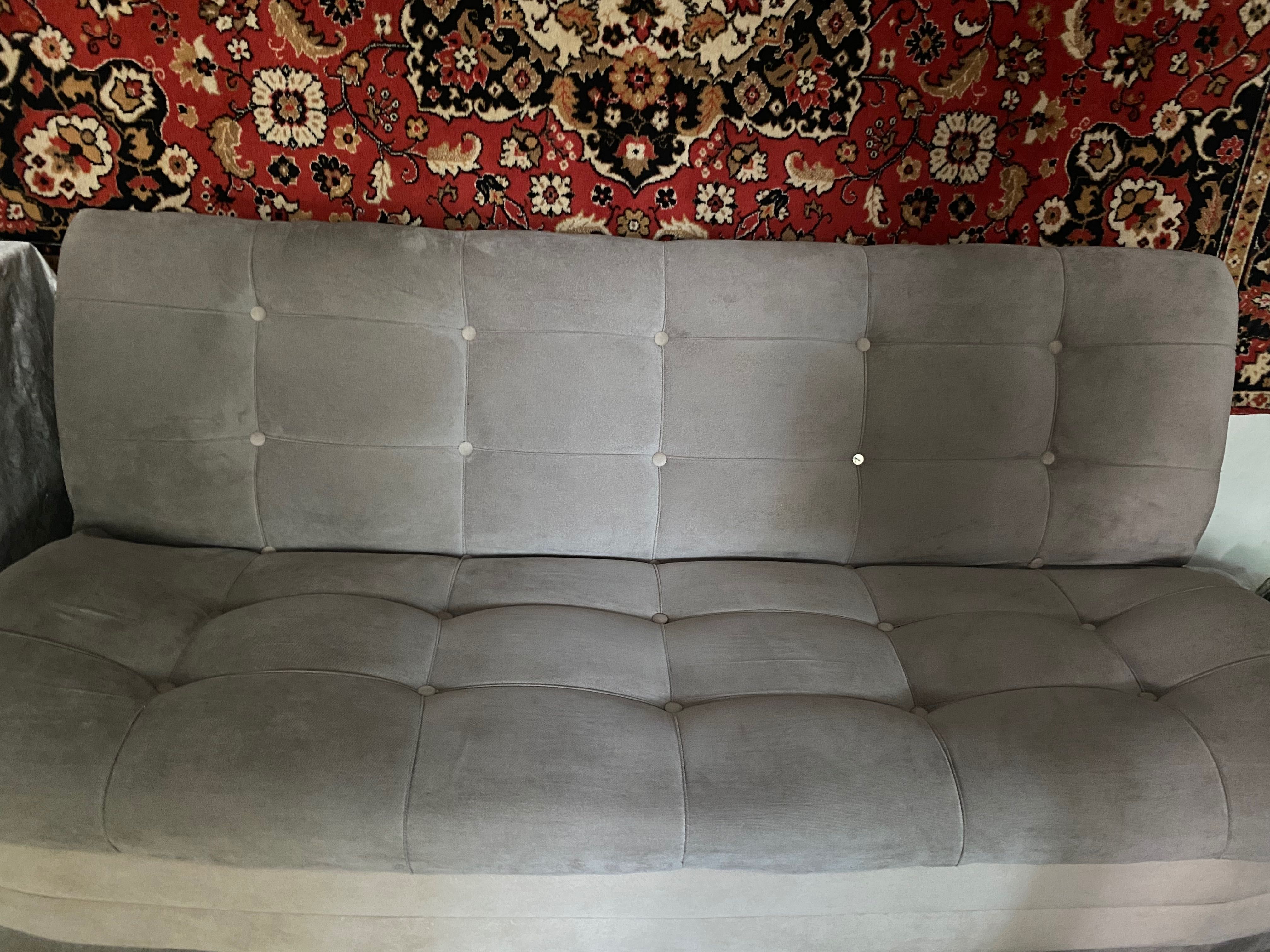 Продам диван,серого цвета,б/у