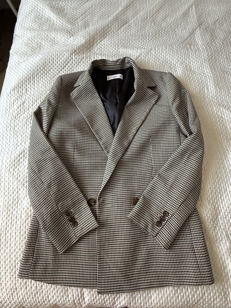 Продам женский пиджак Mango
