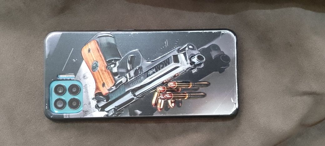 Продам оppo reno 4 и наушники