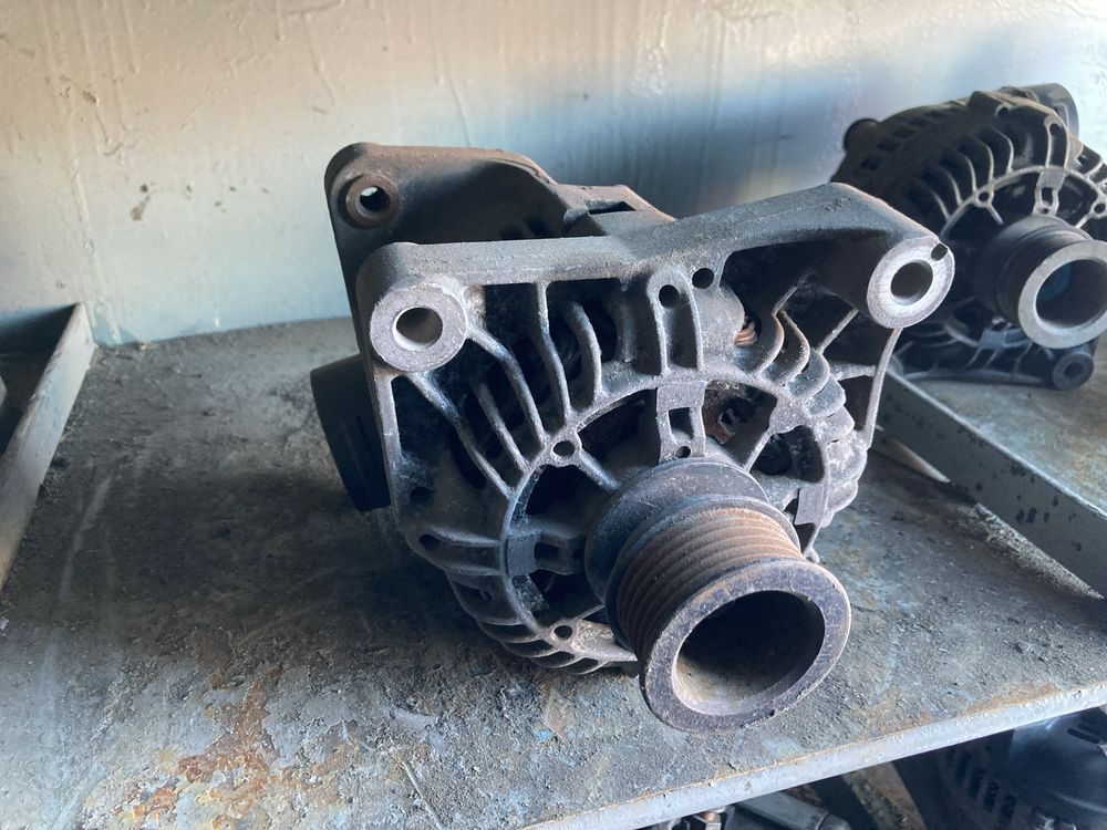Генератор БМВ M52 M54B30 / BMW M52 M54B30