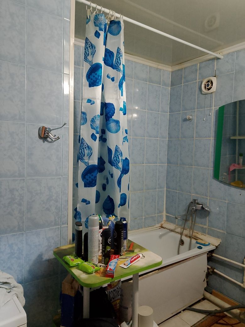 Продам двух комн квартиру