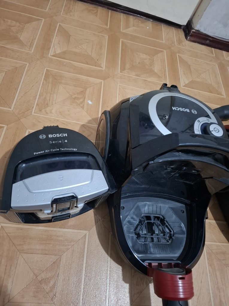 Пылесос Tefal и Bosch на запчасти.