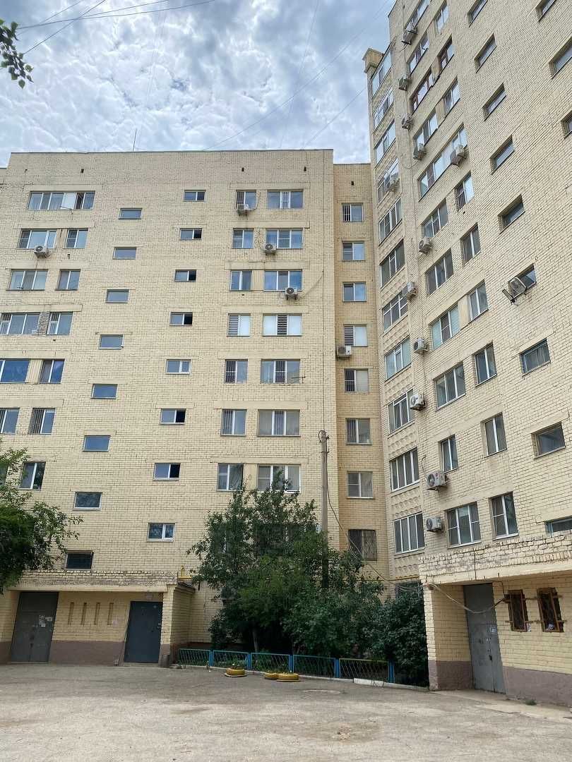 Продам 4-х комн.квартиру в центре города!