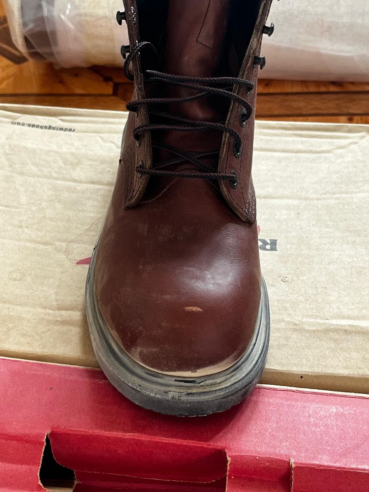 Продам ботинки red wing