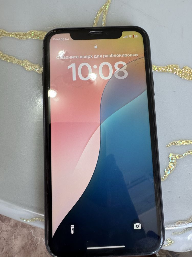 iPhone 11, в отличном состоянии