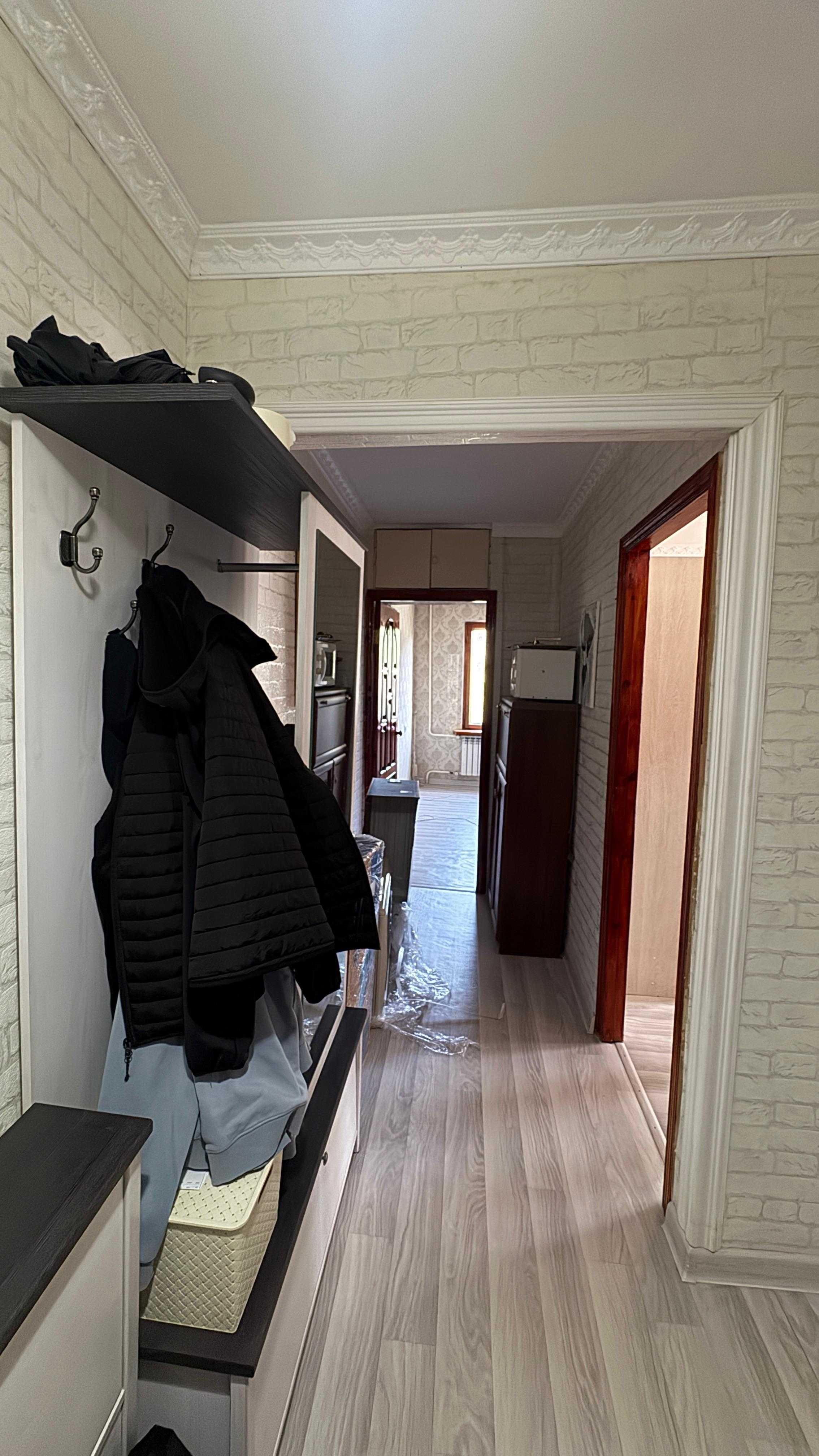 Продаю 3ком Жастар 23,Асылдос ИмпериЯ