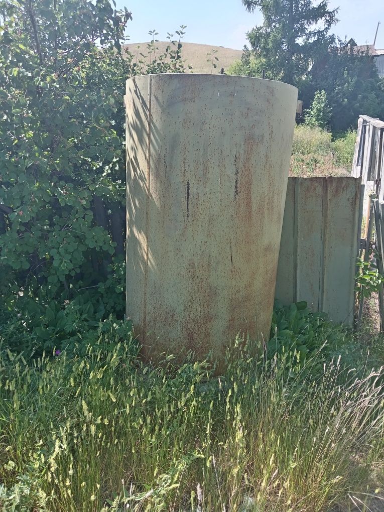 Бак для воды на дачу