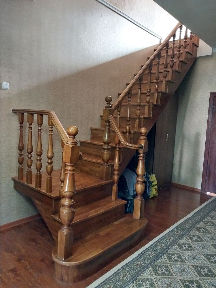 Закрытая лестница