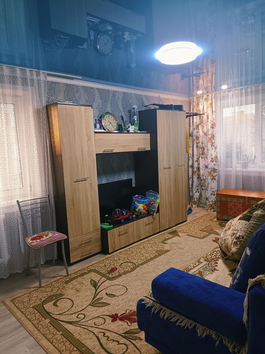 Продам Трёхкомнатную квартиру по улице Строителей2