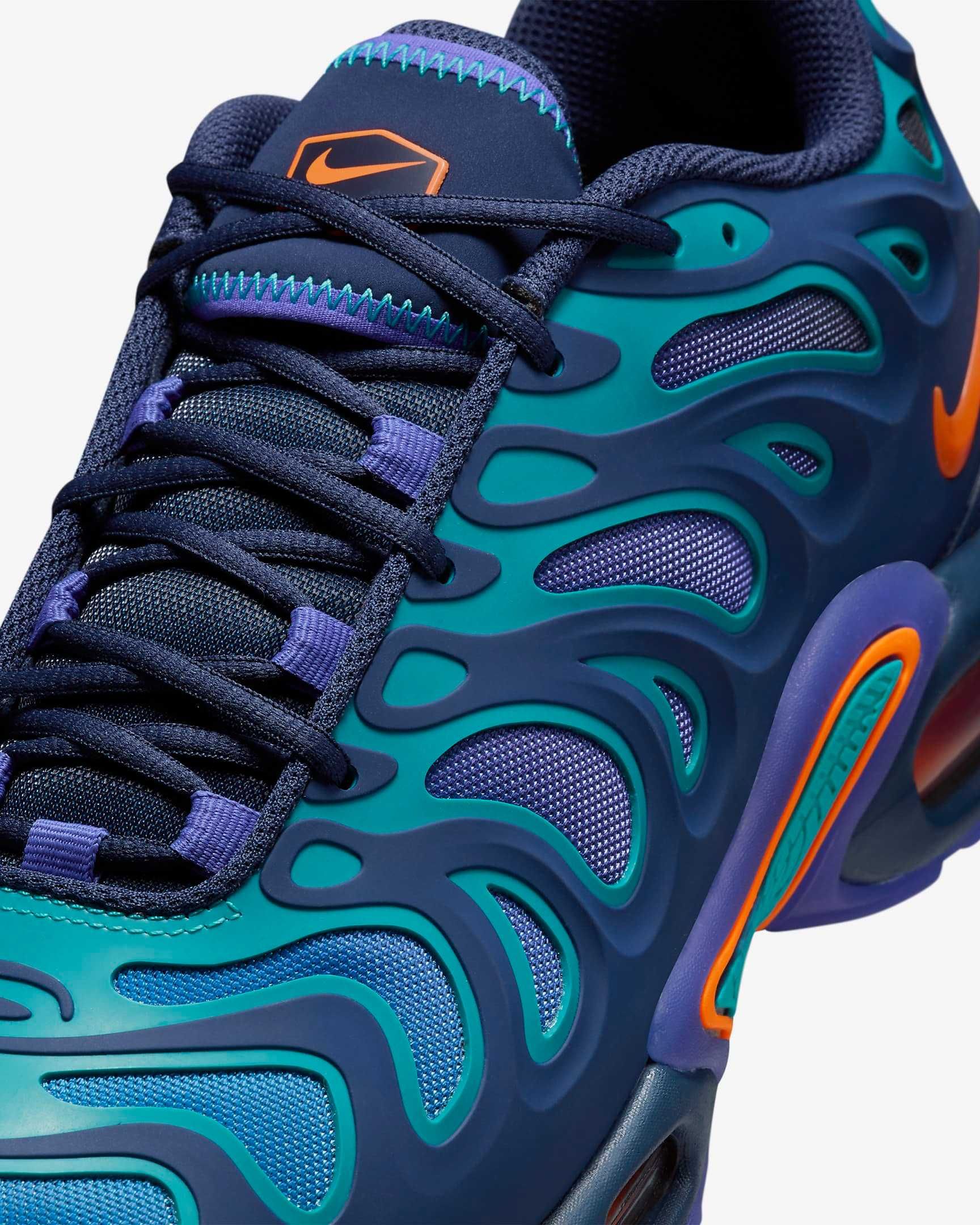 Nike Air Max Plus Drift