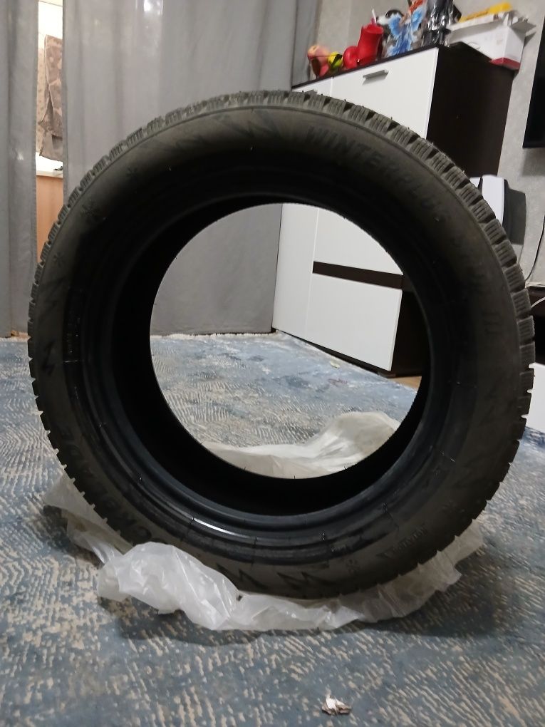 Продам зимнюю резину R19