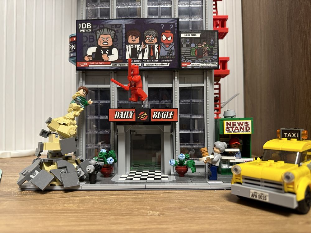 Конструктор Daily Bugle (новый,в коробке)
