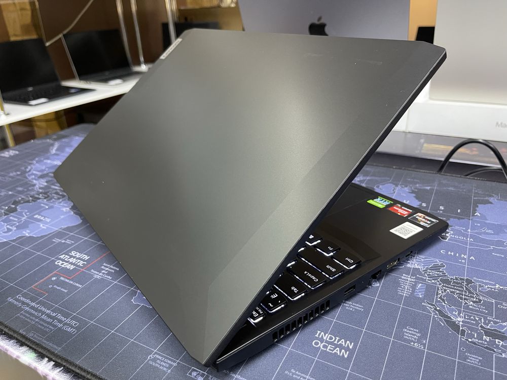 Игровой Ноутбук Lenovo IdeaPad Gaming 3 Ryzen 5-5|16Gb|SSD512Gb|RTX305