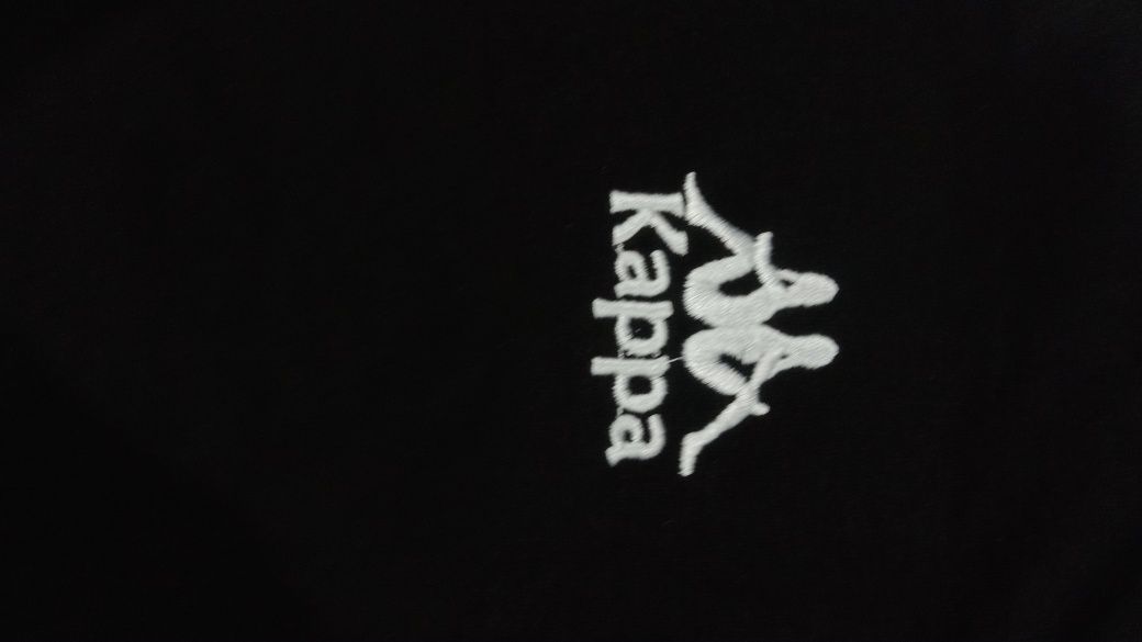 Продаю кофту на лампасах от бренда Kappa